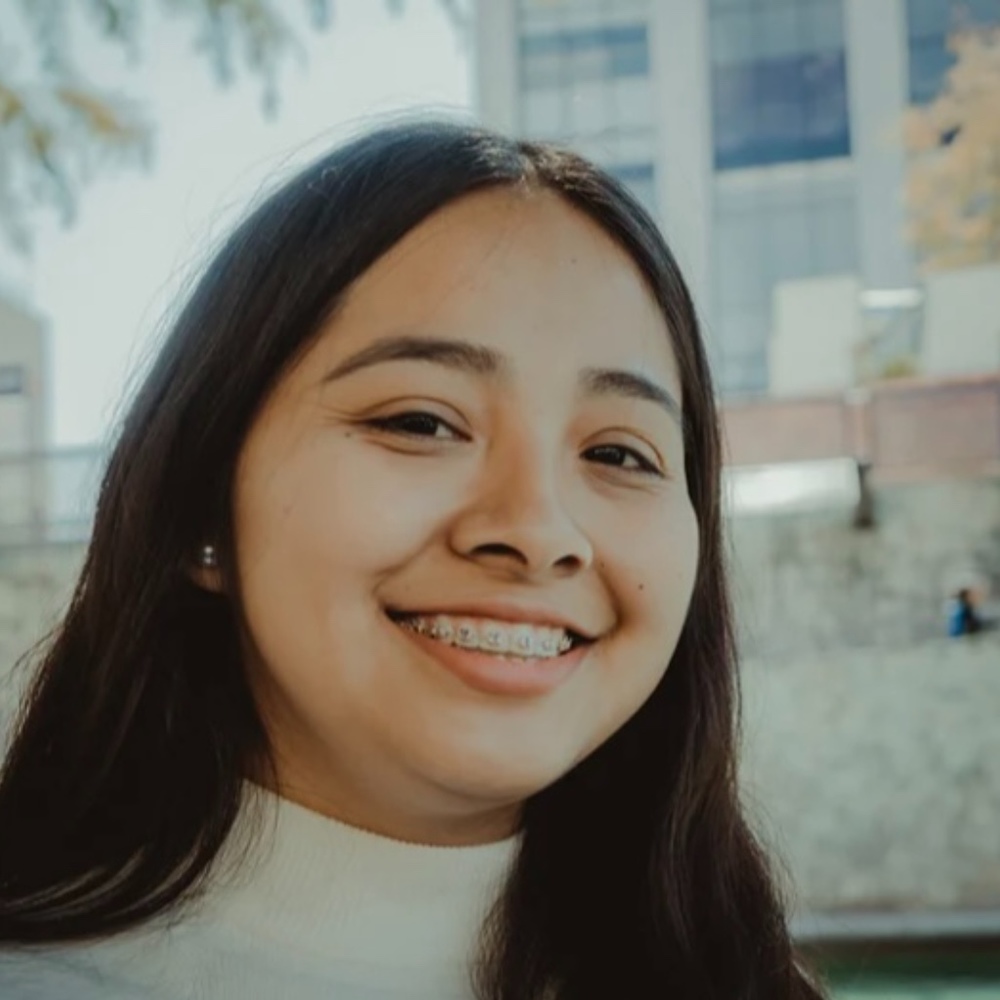 Meet your Posher, Tina